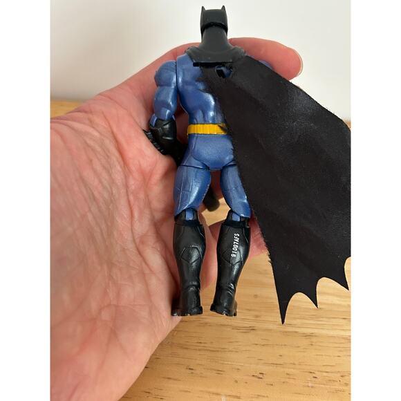 DC Comics Batman 2020 Blue Walmart Exclusive 4-inch Action Figure - Picture 5 of 5